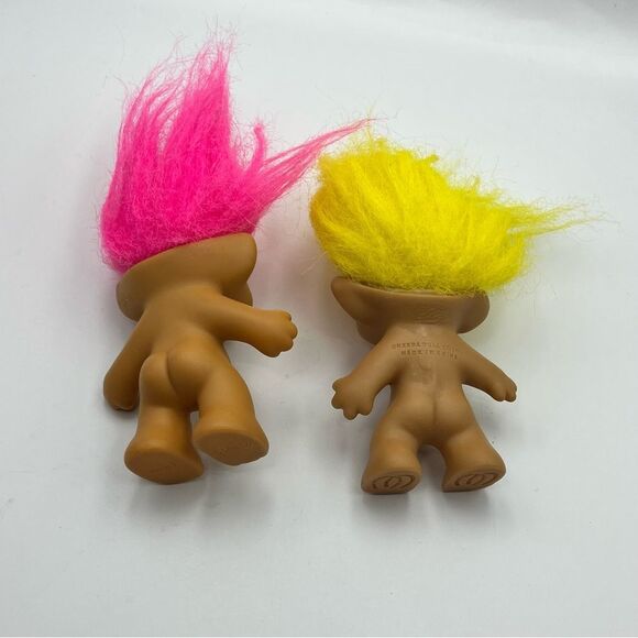 Vintage set of 2 1990s yellow and pink hair troll doll - Picture 6 of 8